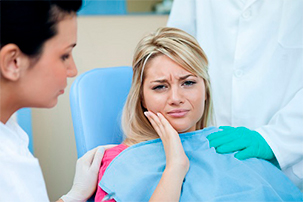 Осложнения кариеса: чего ждать, если не лечить зубы?